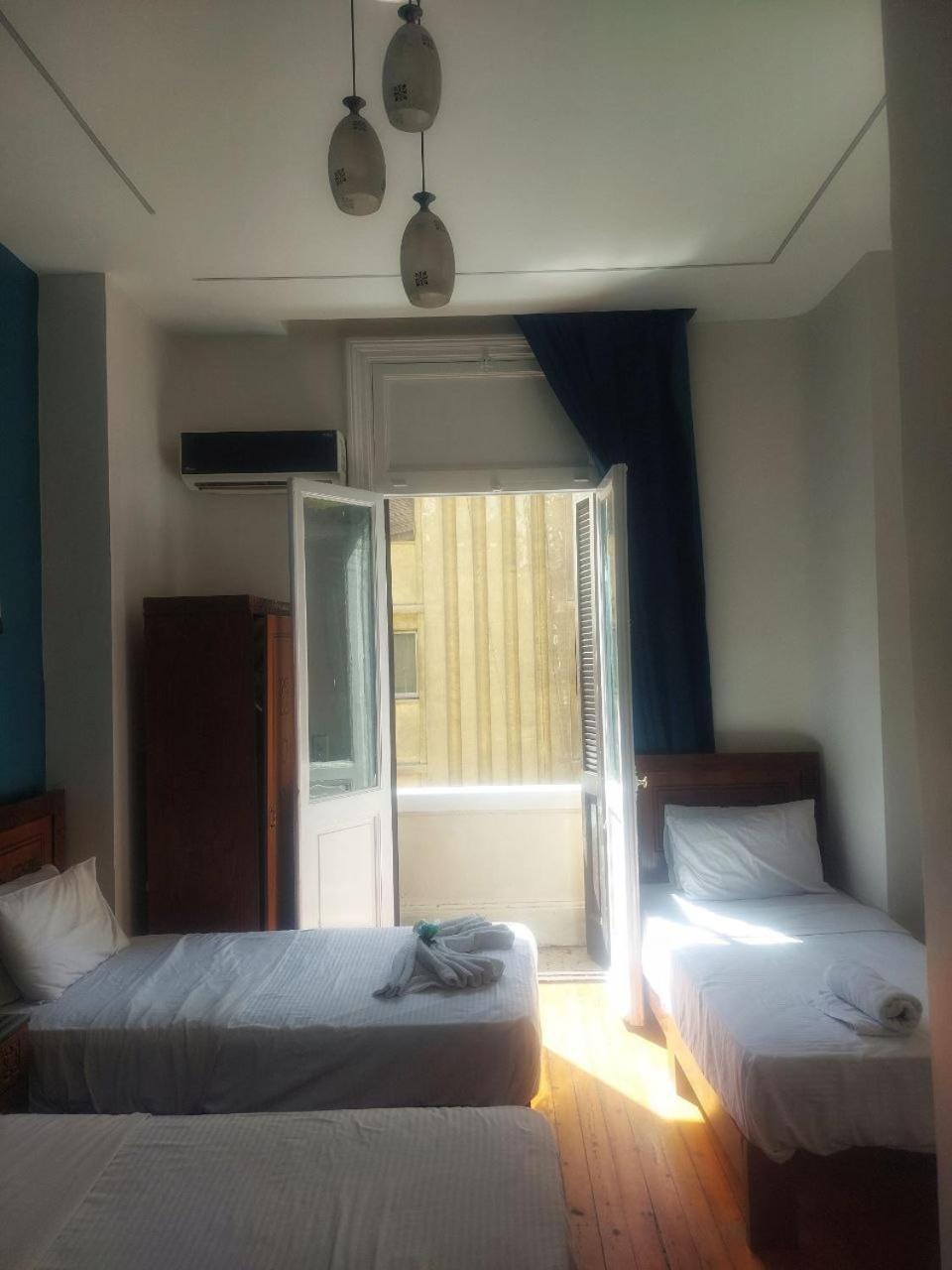 Minerva Grand Hostel Il Cairo Esterno foto