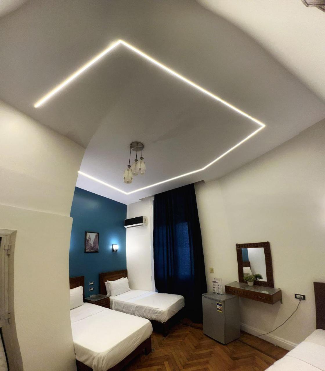 Minerva Grand Hostel Il Cairo Esterno foto