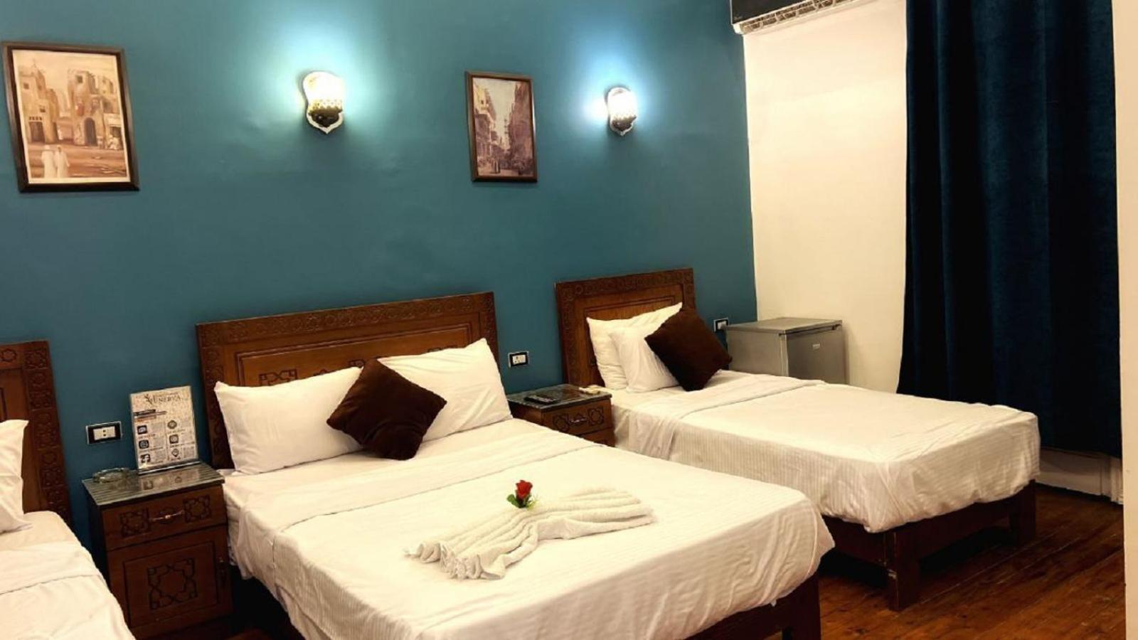 Minerva Grand Hostel Il Cairo Esterno foto
